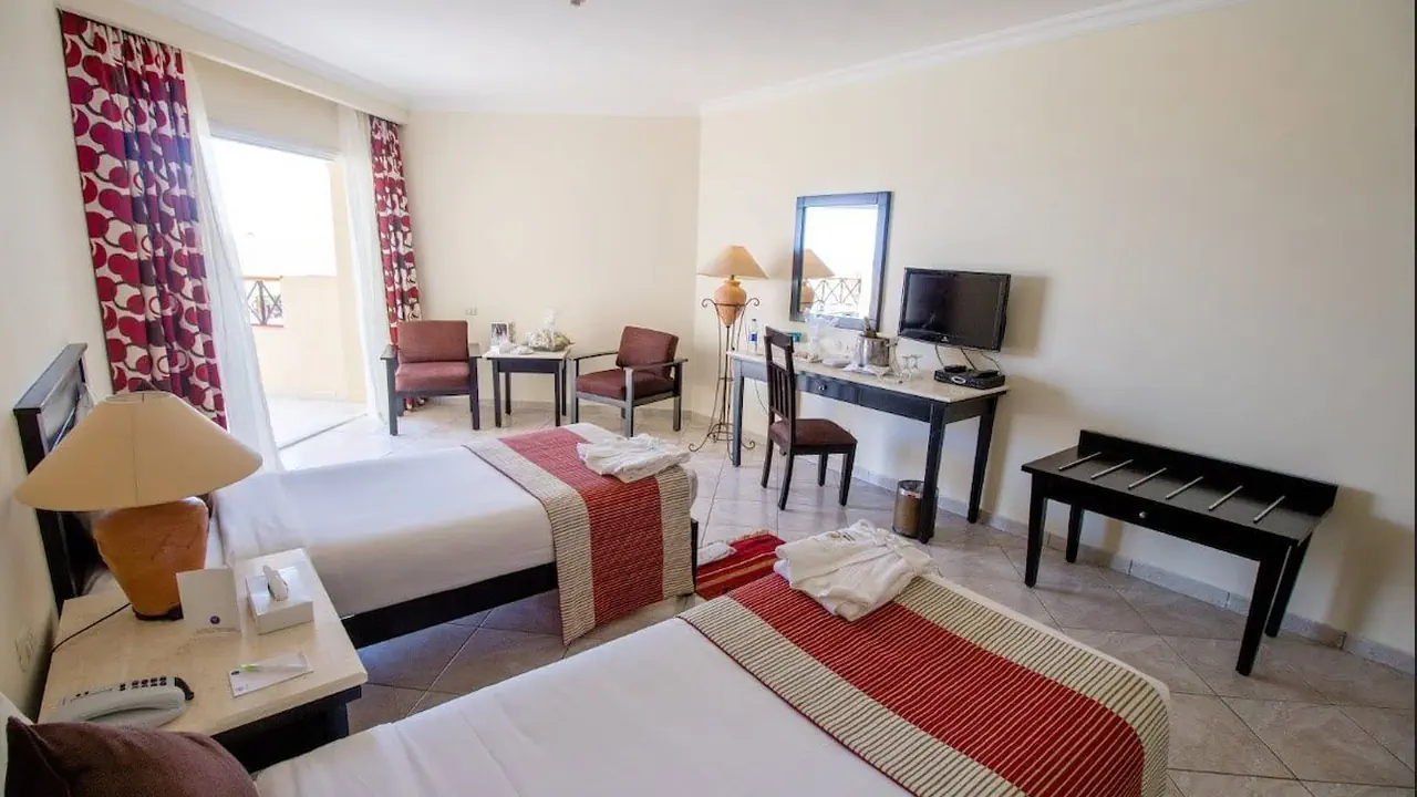 الفندق كازا ماري ريزورت - مرسى علم